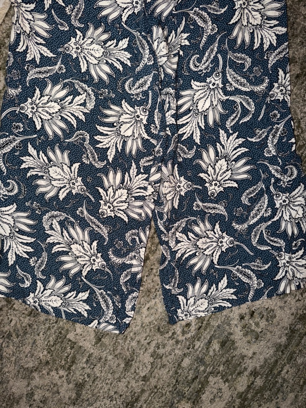 H&M Paisley Floral Print Wide Leg Flowy Pants - Picture 3 of 3